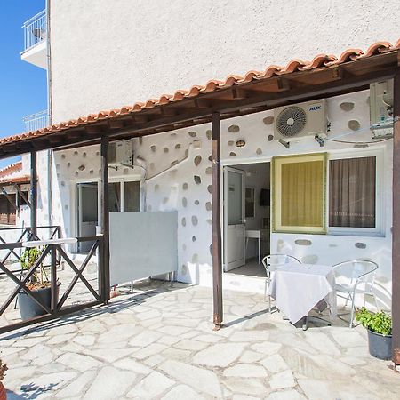 Angelos Studios Vromolimnos Rom bilde